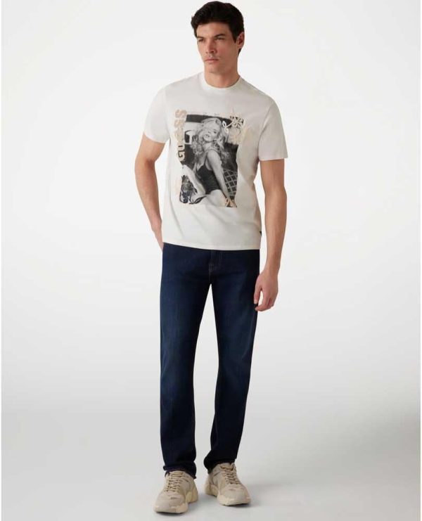 GUESS Mens Short Sleeve Movie Girl Tee-4