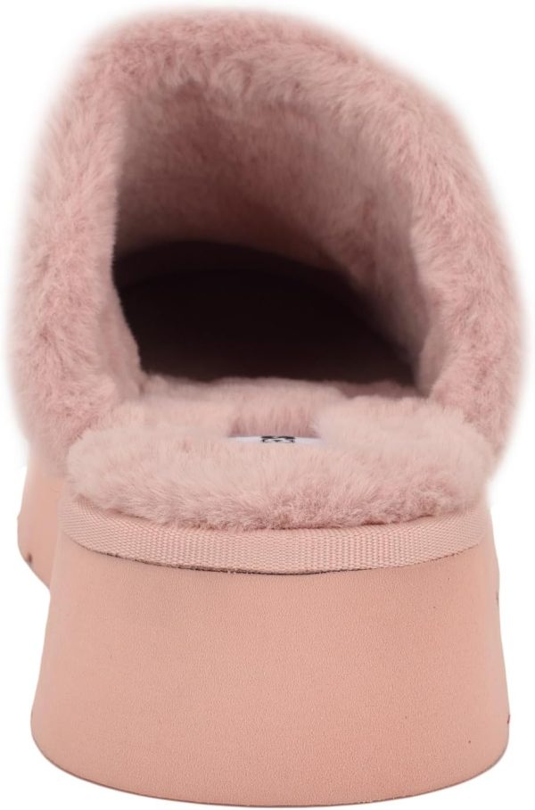 GUESS Women's Danikas Slipper s danikas slipper